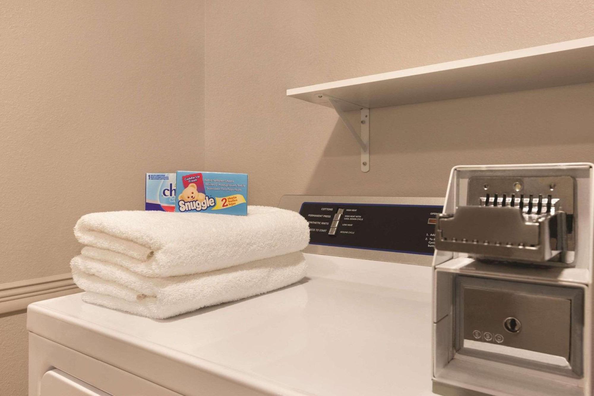Country Inn & Suites By Radisson, Green Bay North Eksteriør bilde